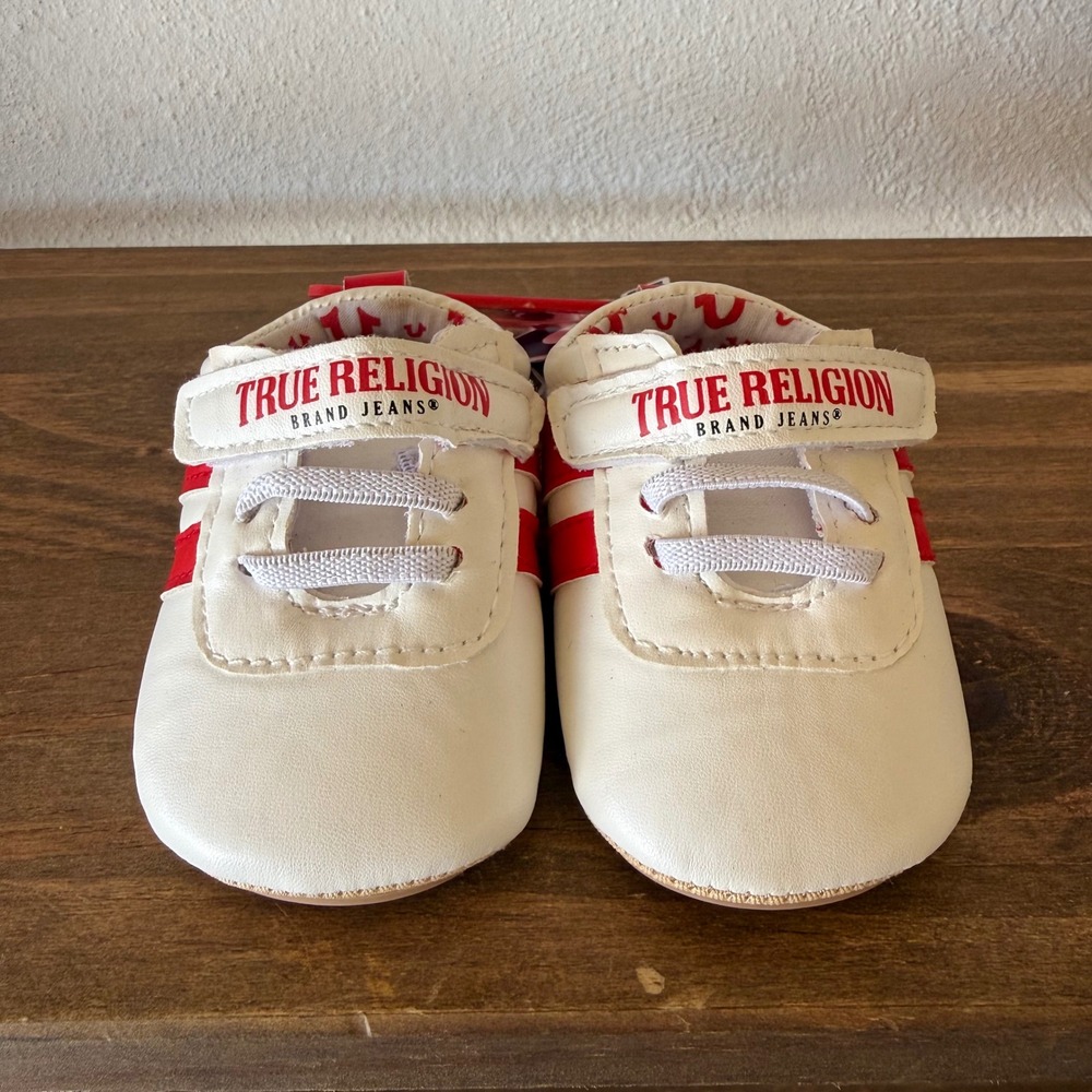 True Religion Baby Soft Sole Crib Shoes Size 2 White Red Hook & Loop NWT